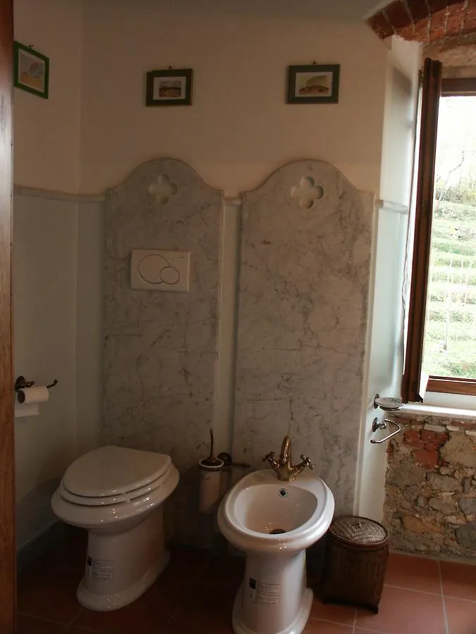 Galleria Ars Apua Bed and Breakfast Carrara Bed & Breakfast